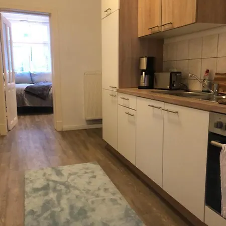 Schoene Im Zentrum Von *